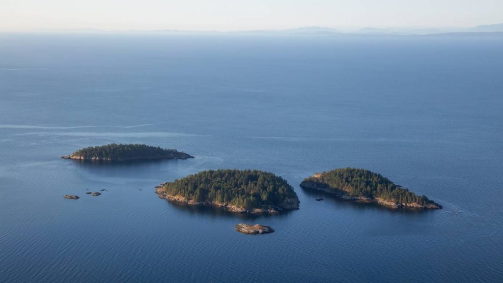 Peaceful coastal view near Sunshine Coast campgrounds